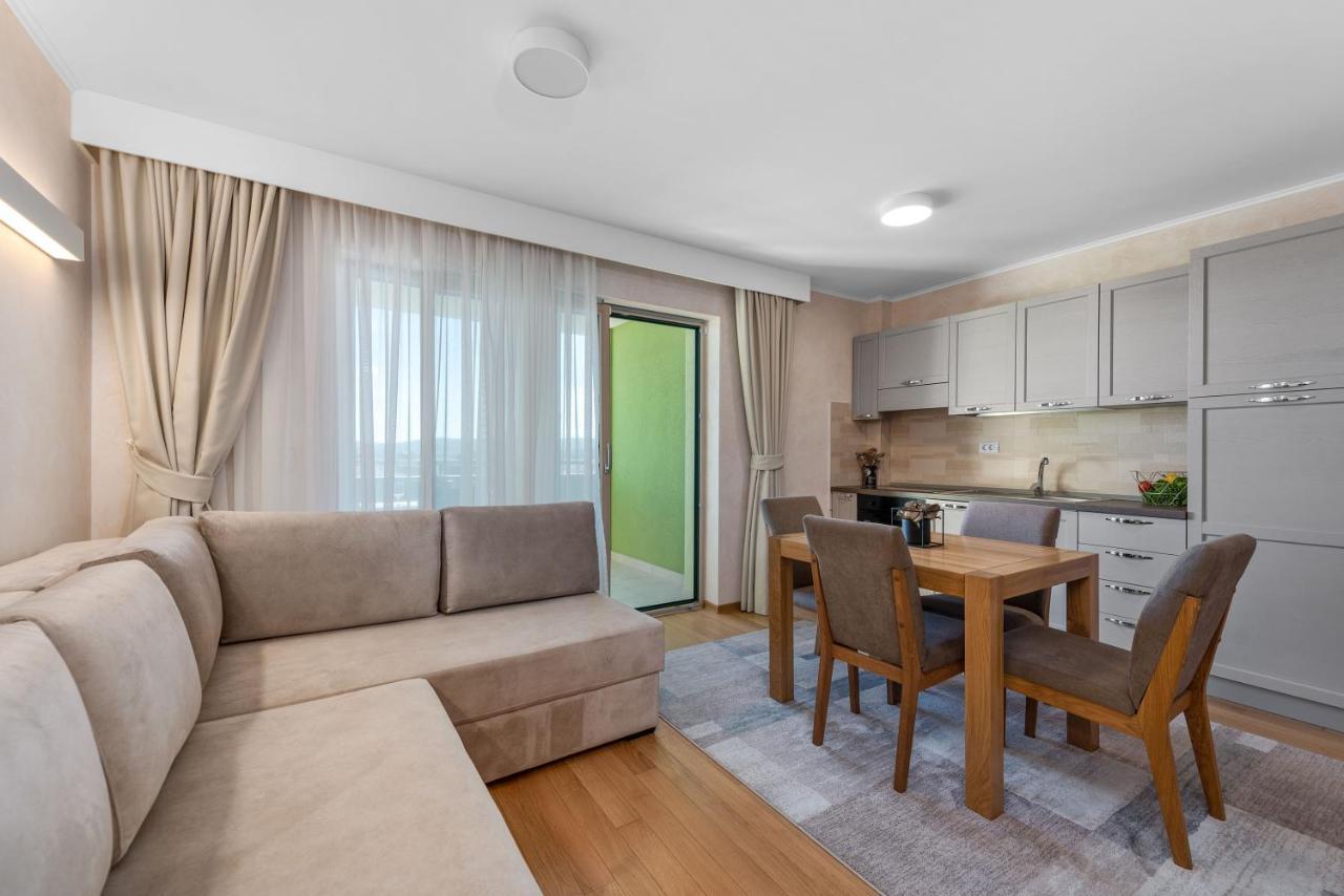 Apartmani Rubinic Turanj Exterior foto